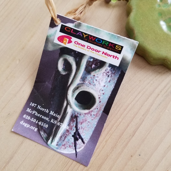 Clayworks Art Green Pottery Cat Hanging - Picture 3 of 6